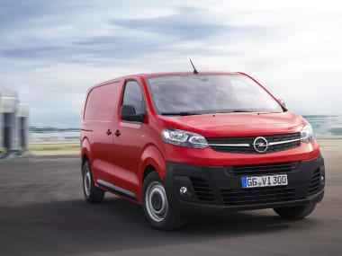 Opel-revela-a-terceira-geracao-do-modelo-Vivaro-destaque